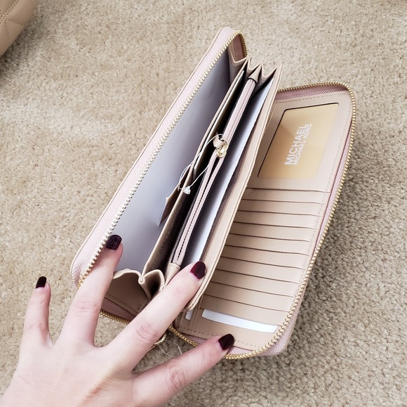 New Michael Kors backpack plus wallet main image 7